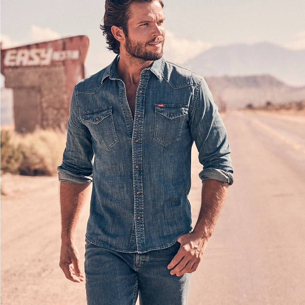 Wrangler | CLASSIC DENIM WESTERN SNAP SHIRT, Size S